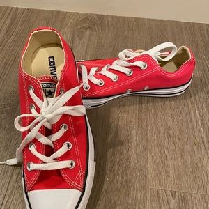 NWOT Converse Hot Pink Low Top Sneakers